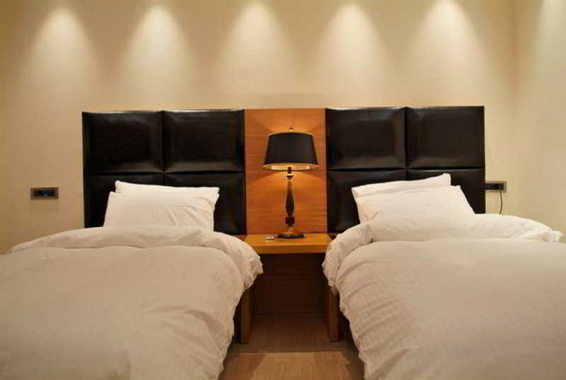 Comfy Boutique Hotel Kalamata Esterno foto