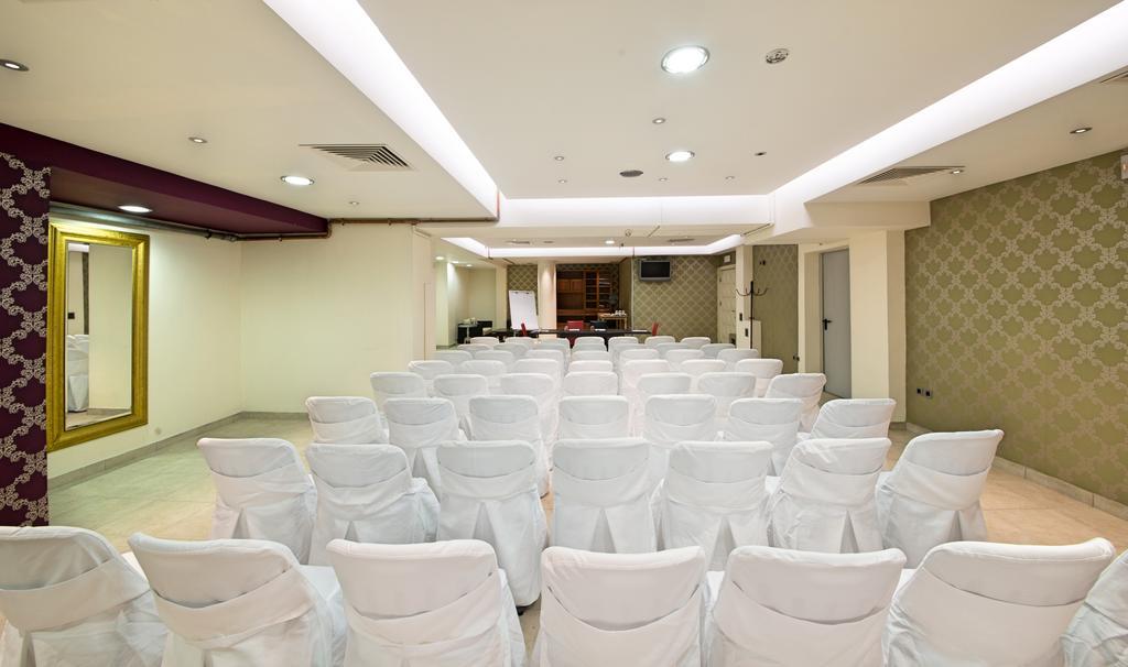 Comfy Boutique Hotel Kalamata Esterno foto